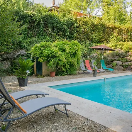 Garden With Ensuite *