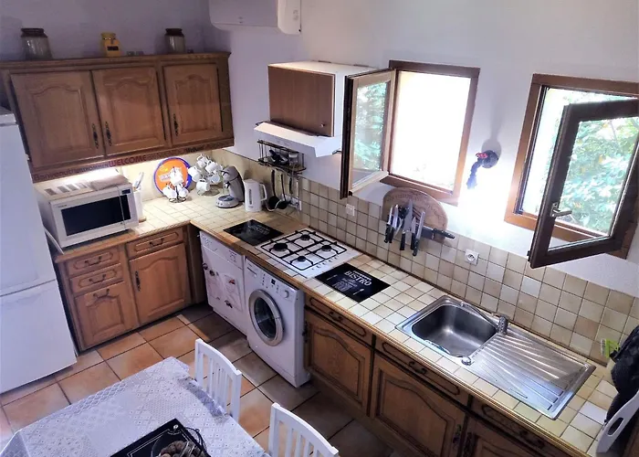 Дом отдыха Garden With Ensuite